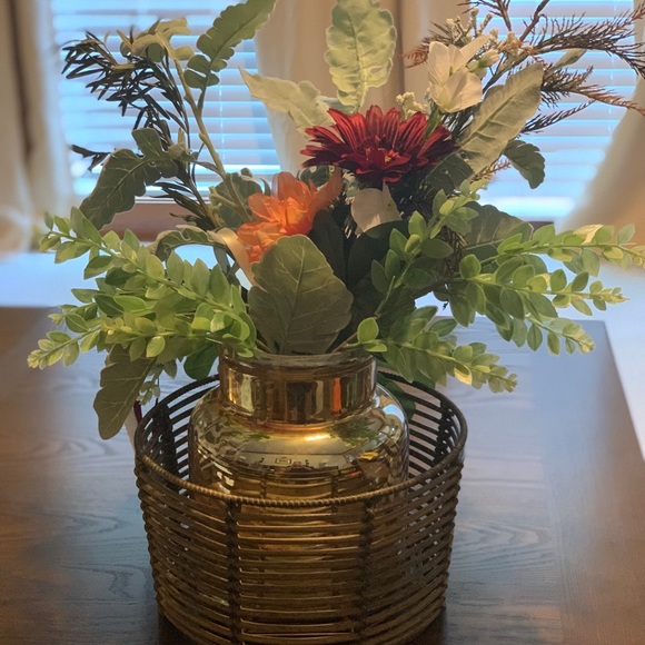 Rattan Beverage/Plant Stand Basket - Picture 2 of 6